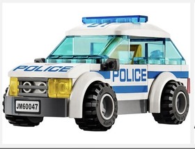 LEGO CITY Police Station (60047) NEW IN BOX RETIRED SOLD OUT COLLECTORS ITEM