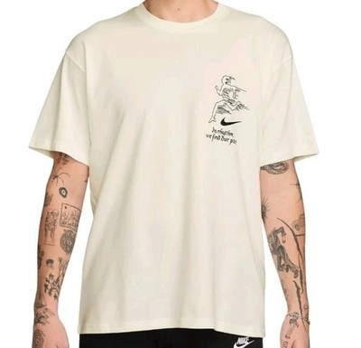 Nike Men's Max90 Track Club Graphic Tshirt Size Large.  100% Cotton