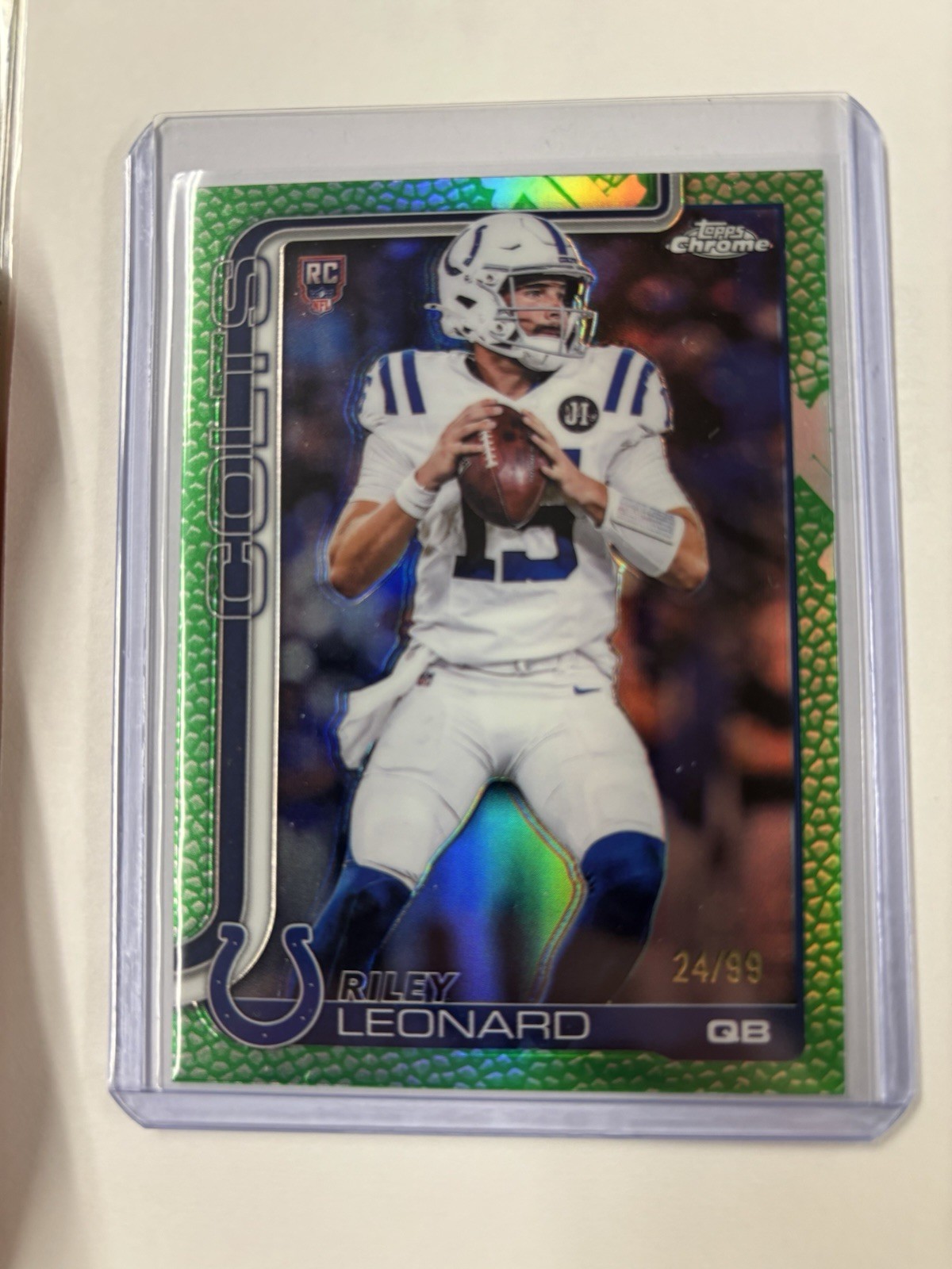 2025 Topps Chrome Football Green Pigskin Rookie Refractor Riley Leonard #/99