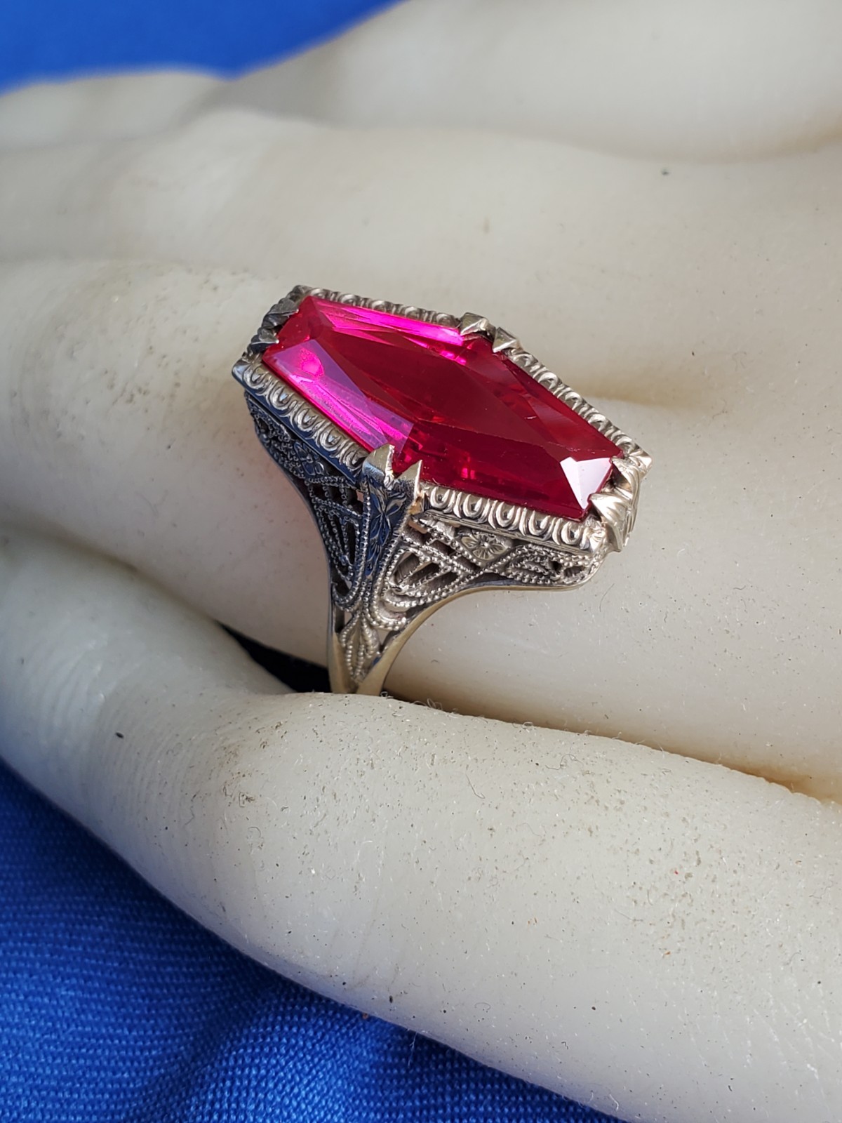 Vintage Deco Ruby Solid 14k White Gold Filigree S… - image 9