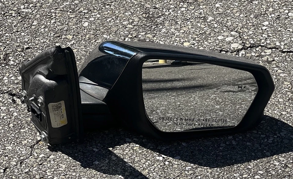 Espejo retrovisor GMC Terrain Chevy Equinox 2018-2023 pasajero derecho OEM punto ciego con cámara Foto 2 de 4