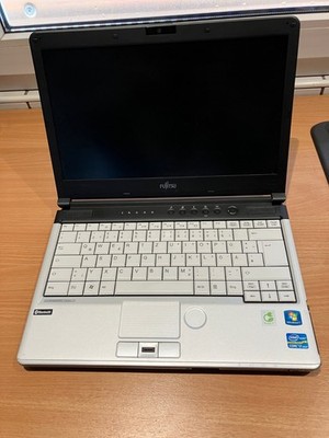 Laptop Fujitsu Lifebook S761, I7-2640M 2,8GHz, 13,3 ZOLL, Dock, zwei Netzteile