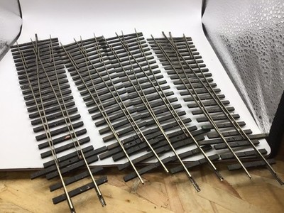 CUSTOM HO SCALE Rechtsweichen 3 x 24 cm und 1 x 25,5 cm