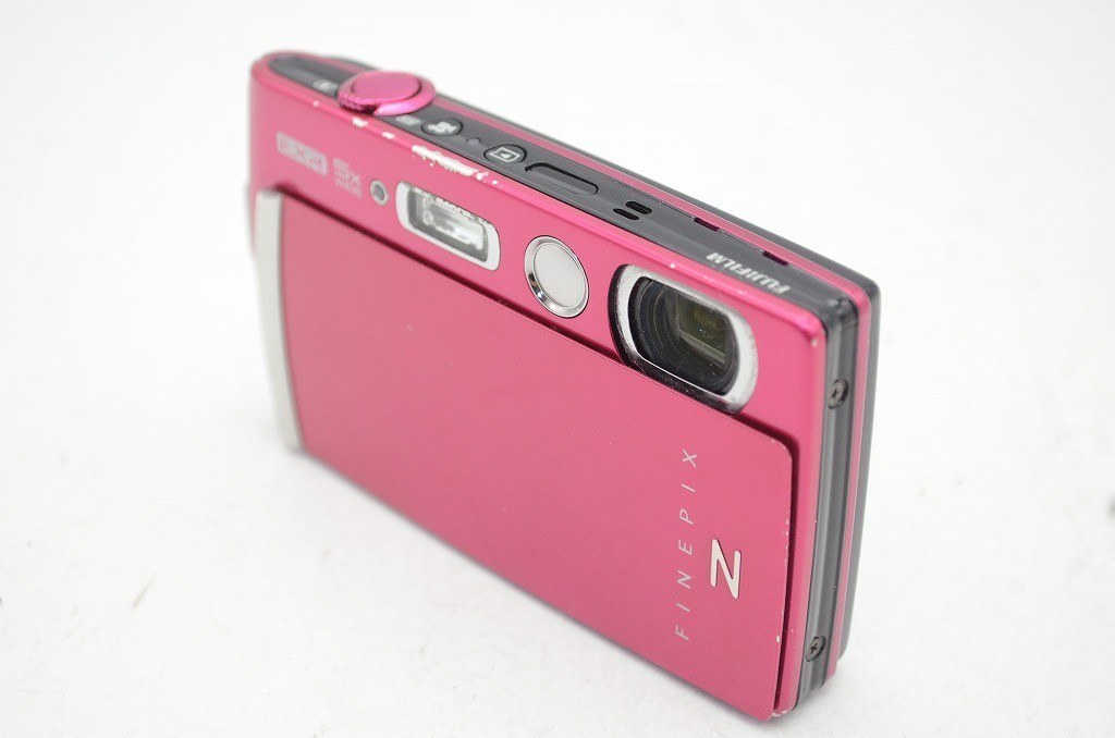 FUJIFILM FinePix Z1000EXR 16.0MP Compact Digital Camera Pink