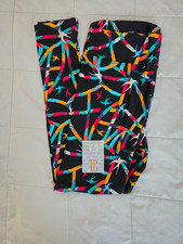 NWT LuLaRoe LLR Tall and Curvy TC Leggings Black Background SWALLOWS - BIRDS