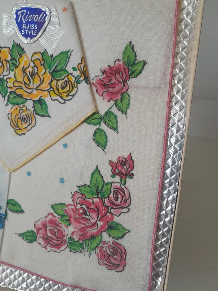 Juego de pañuelos estilo suizo Rivoli vintage NOS 1950 en caja almacenada durante años Foto 3 de 4