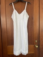 Dixie Belle Full-Slip Style  4514 Size 40 White USA Vintage