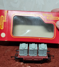Triang Hornby R340  Three Containers  Wagon