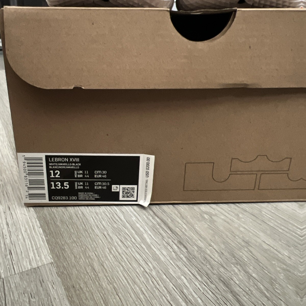 Nike LeBron XVIII 