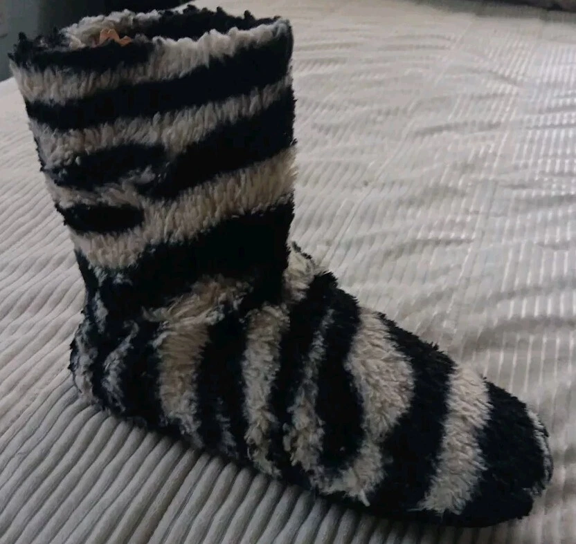 Botines de casa con estampado de cebra talla S/M para mujer Foto 4 de 4