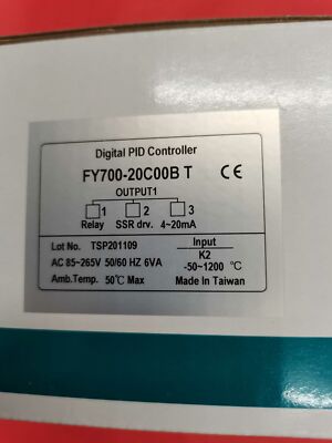1PC NEW TAIE thermostat FY700-20C00BT #F10
