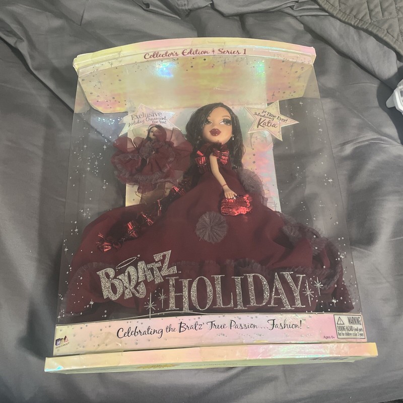 Bratz Series 1 Holiday Katia Doll 1st Edition Exclusive  Collector’s Edition