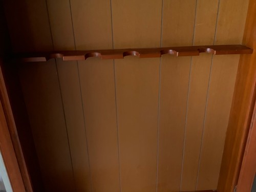 Solid wood Rifle Cabinet (6 Gun) - Picture 5 of 10