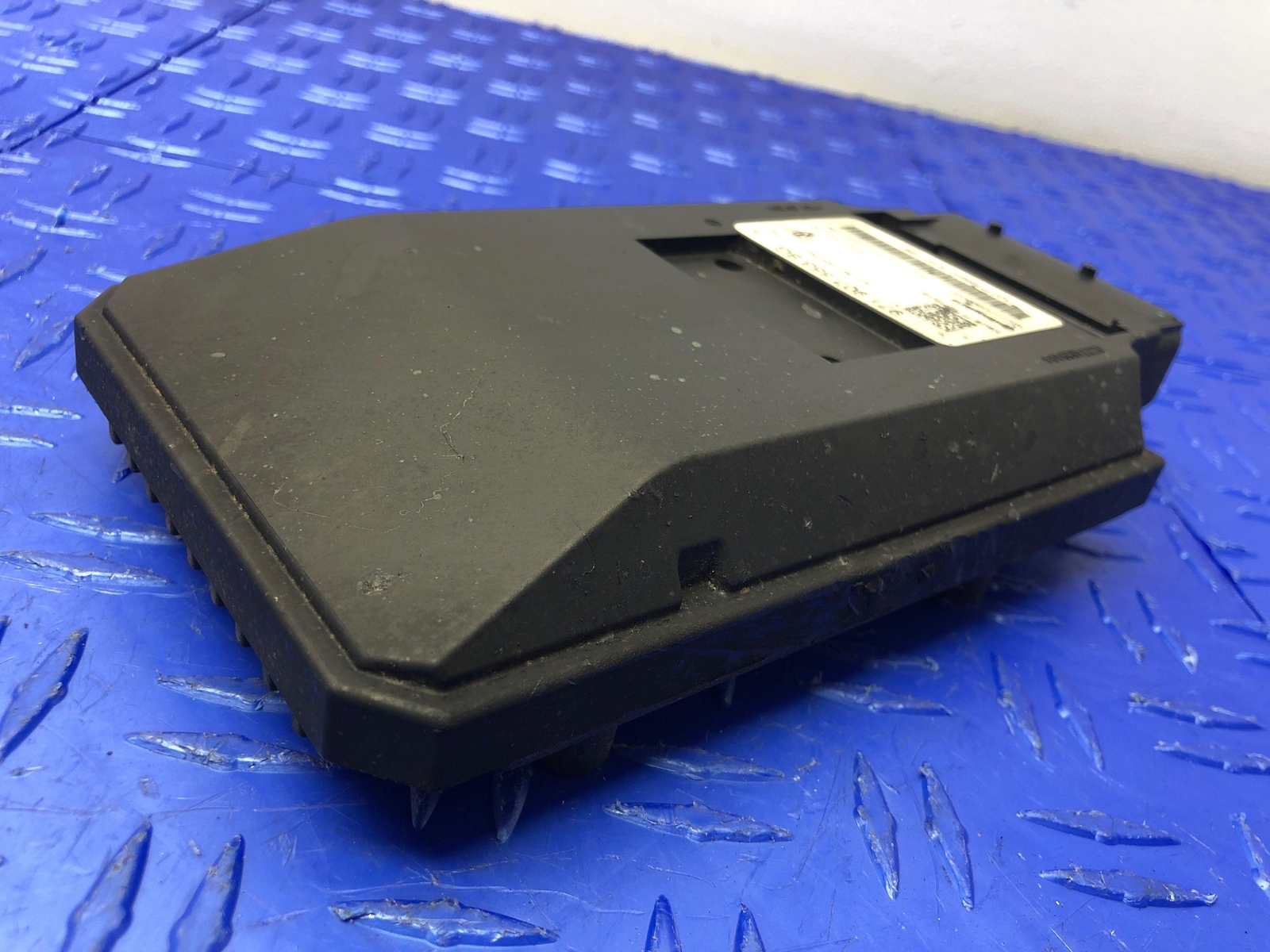 2018-2021 PORSCHE PANAMERA ACTIVE SUSPENSION CONTROL MODULE UNIT 