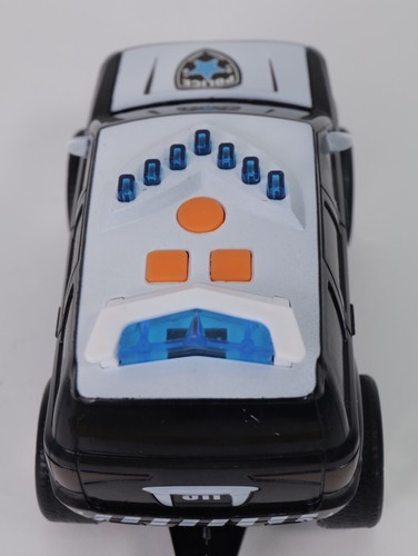 Maxx Action Police Pursuit SUV Sound & Lights Black & White Friction Drive Siren - Picture 6 of 7