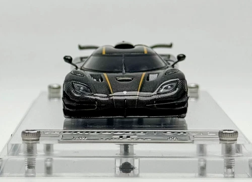 Timetop 1:64 Full Carbon Gold One 1 Racing Sports Model Diecast Metal Car - Picture 9 of 13