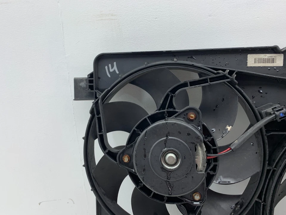 VENTILADOR DE REFRIGERACIÓN RADIADOR AUTOMÁTICO VOLVO XC60 MK1 FL 2.0 D4 31338823 2013-2017 Foto 2 de 4