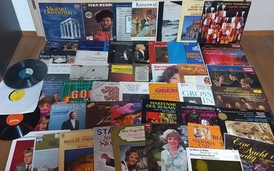 Ca. 50 Schallplatten Konvolut aus Nachlass 12'' LP´s, meist Oper und Klassik