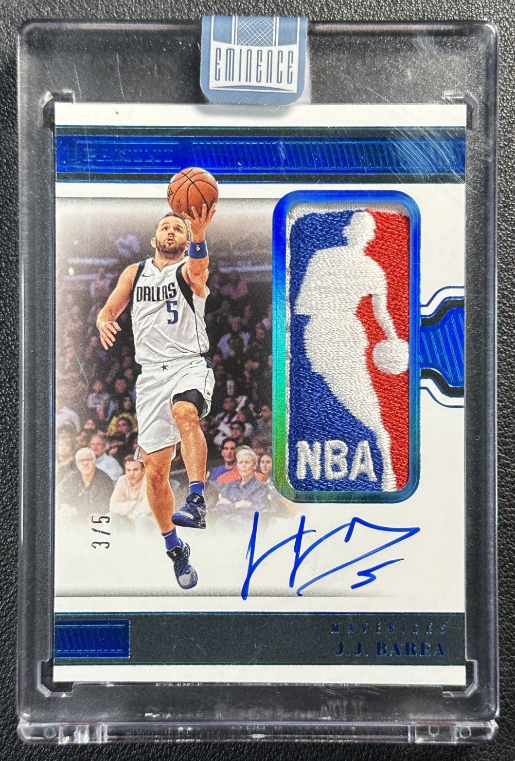 J.J. BAREA 2024-25 PANINI EMINENCE GAME-WORN LOGOMAN PATCH AUTO 3/5 MAVERICKS