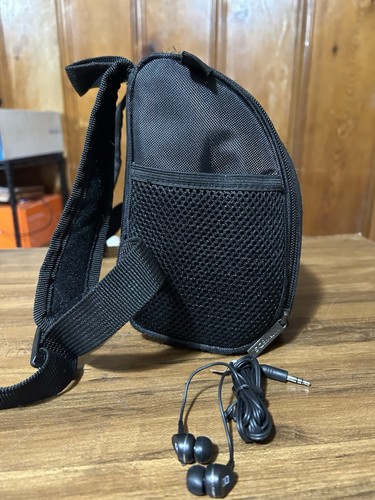 OEM Nintendo Mini Backpack Earbud BUNDLE Carry Case Bag DS LITE 2DS 3DS XL DSi - Picture 8 of 9