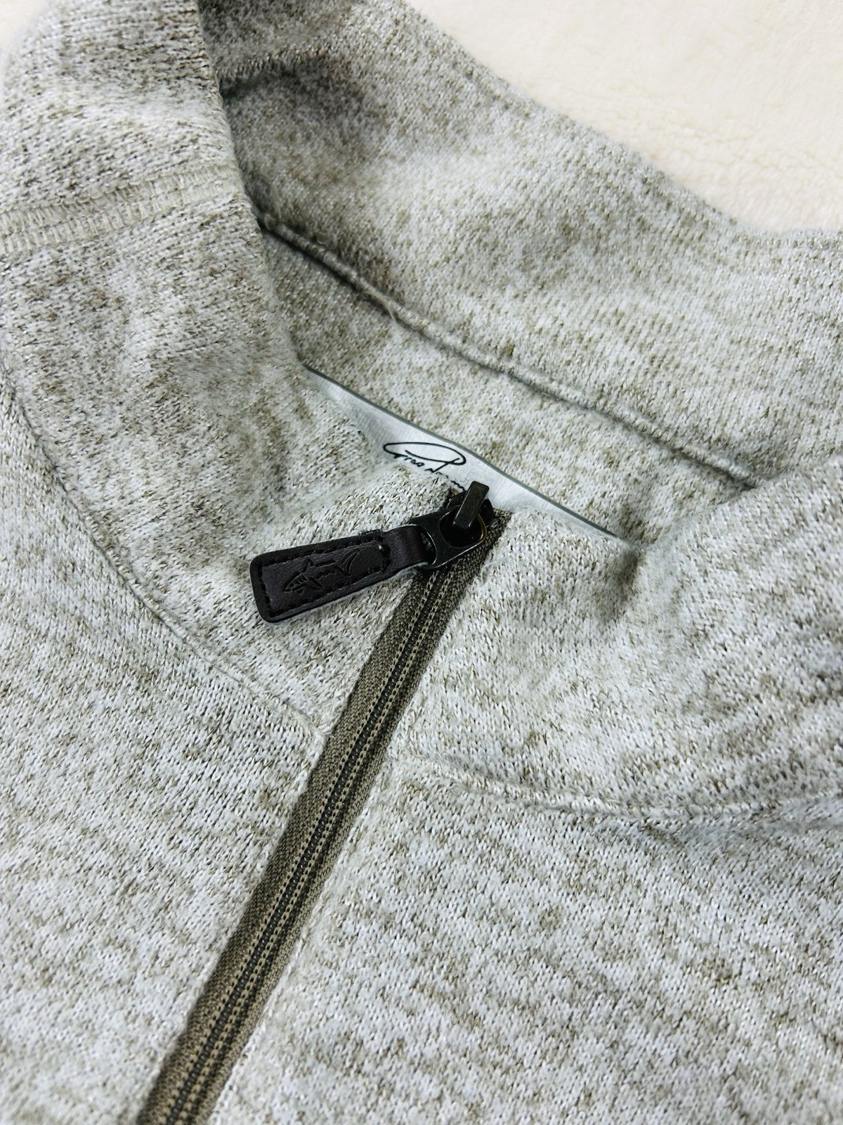 Greg Norman 1/4 Zip Performance Pullover Gray Men… - image 3