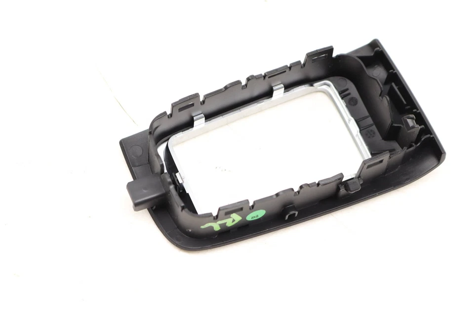 2017 MERCEDES-BENZ MAYBACH S550 - REAR LEFT DOOR Window Switch TRIM / Bezel - Image 2 of 4