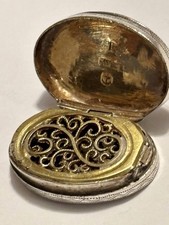 George III Curved Oval Silver Gilt Vinaigrette Birmingham 1808 Wardell & Kempson