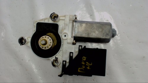 VW Bora 1.6 1 J Fensterhebermotor  L 1J5839729G 16559