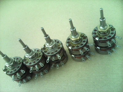 5 Allen Bradley potentiometers concenttic shaft 1 meg & 10K - Image 1 of 4