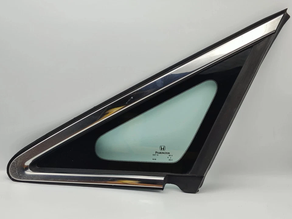 OEM Honda Odyssey 2011-2017 Driver Side Left Tringular Windshield Vent Glass - Image 2 of 4