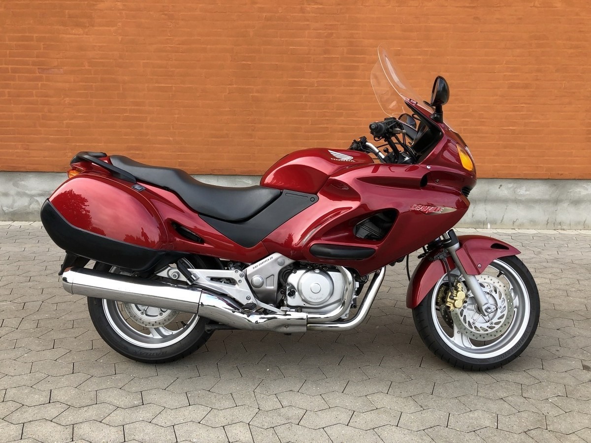 Honda nt 650