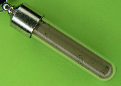 Sternenstaub - Halskette Anhänger - Meteoritenpulver aus Stein Meteoriten - Bild 3 von 4