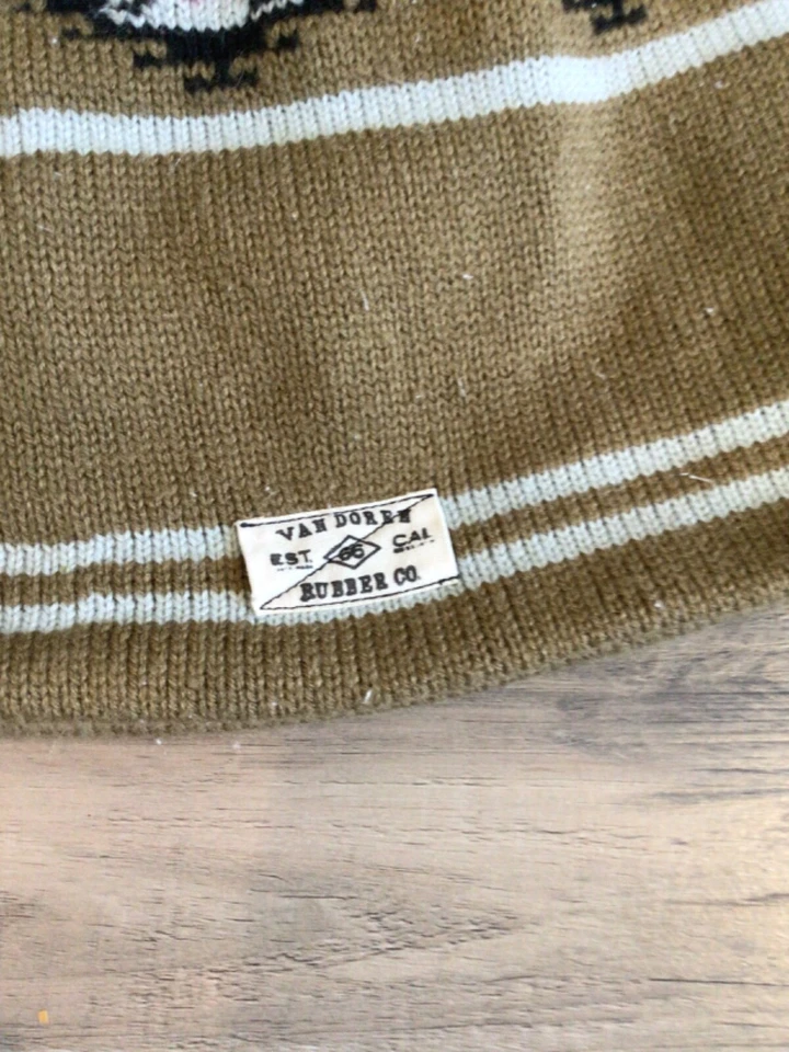 Van Doren Rubber CO. California Esquí Invierno Gorro Sombrero Diseño Suroeste Adulto Foto 2 de 4