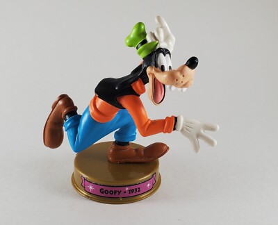 2002 McDonald's Happy Meal Toy 100 years of Magic Walt Disney World Goofy