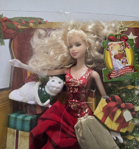 Eden Starling Barbie In A Christmas Carol, New w/Gift Tag,Badly Damaged Box 2008 - Picture 2 of 10