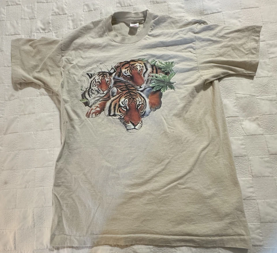 Vintage Lion Nature T Shirt Single Stitch Fruit Of The Loom Made In USA Size XL - Image 2 of 4