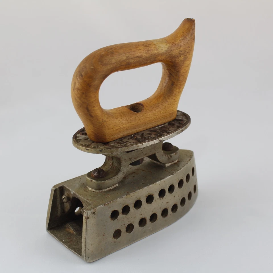 Ancienne PLANCHA métallique pour pierre incandescente lingot, poignée en bois - Photo 4/4