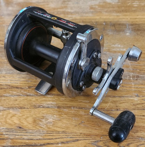 Mulinello da esca Daiwa SEALINE 30H acqua salata o dolce pesante - Foto 4 di 6