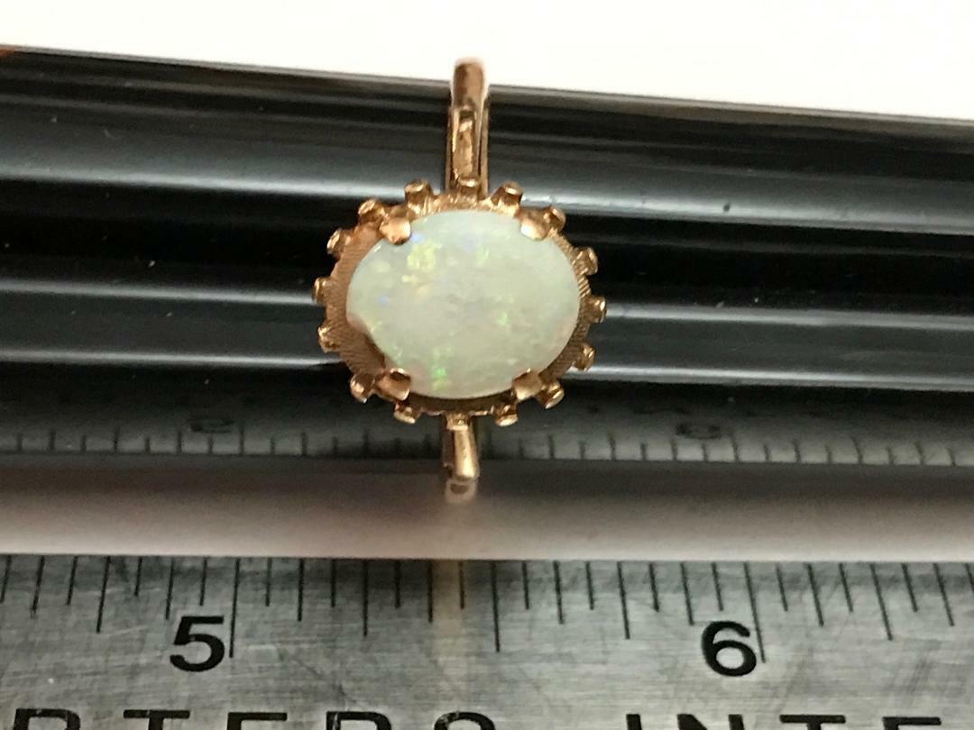 14k Yellow Gold Opal Ring, Size 9.75 Chipped opal Gem