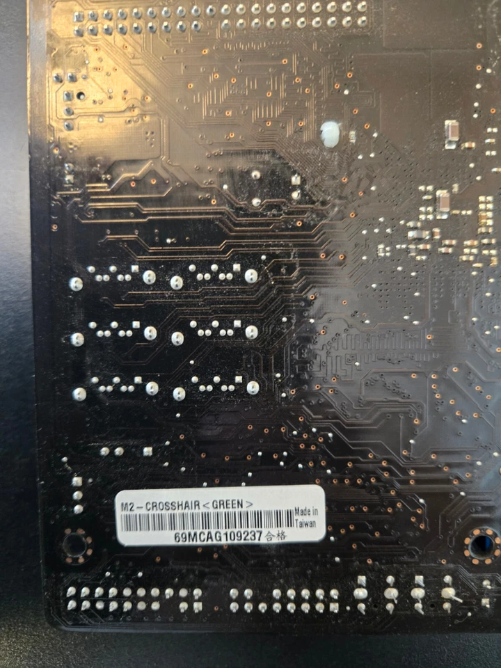 ASUS Republic of Gamers M2 Crosshair AM2 Motherboard - Image 2 of 4