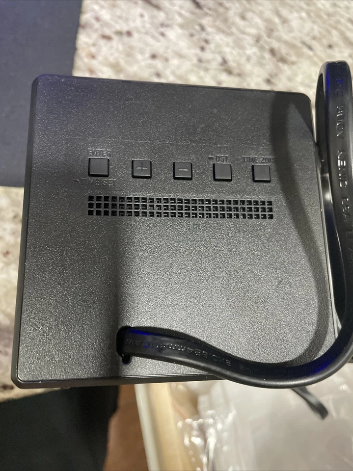 索尼 ICF-C1 台式闹钟调幅调频收音机黑色自动设置带盒 — 第 4/4 张图片