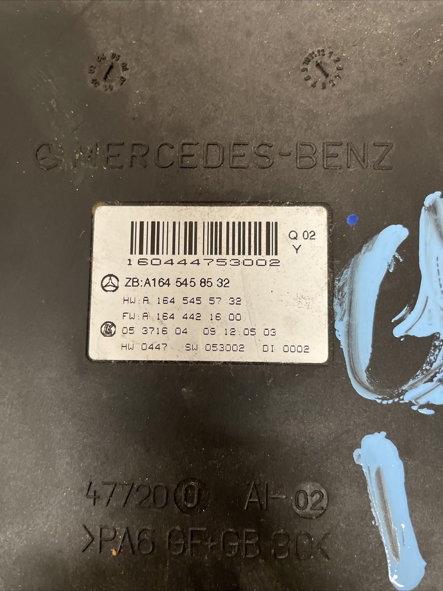 2006-2012 Mercedes W251 R350 ML350 Front SAM Control Module  