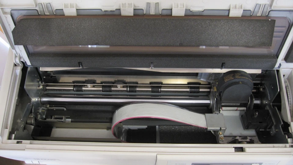 FUJITSU DL6600 PRO PARALLEL DOT MATRIX PRINTER - £250 + VAT - Image 2 of 4