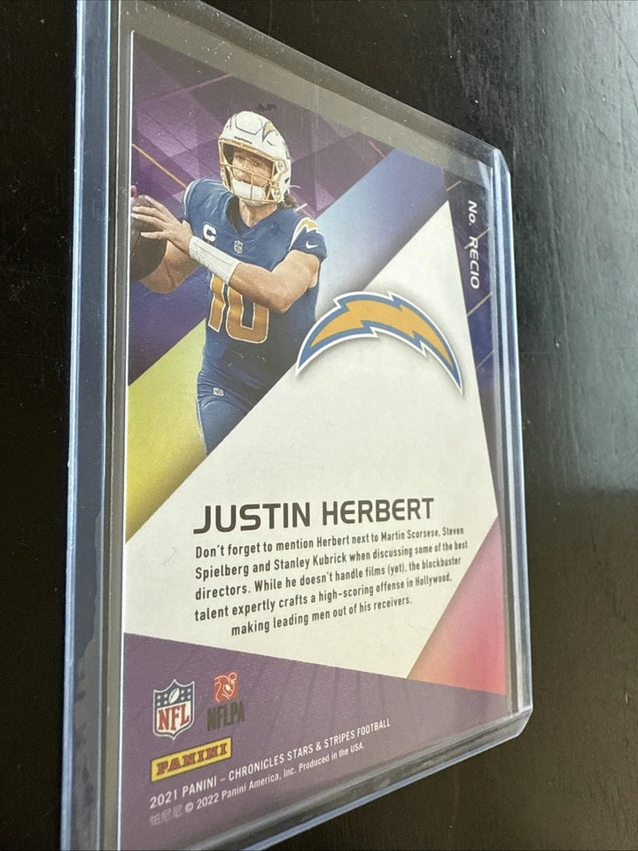 2021 Panini Chronicles - Recon Justin Herbert #REC10 Gold /10 - Image 3 of 4