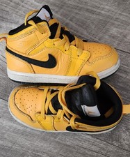 Nike Air Jordan 1 Mid Shoes Toddler 8C University Gold Black Kids 640735-700
