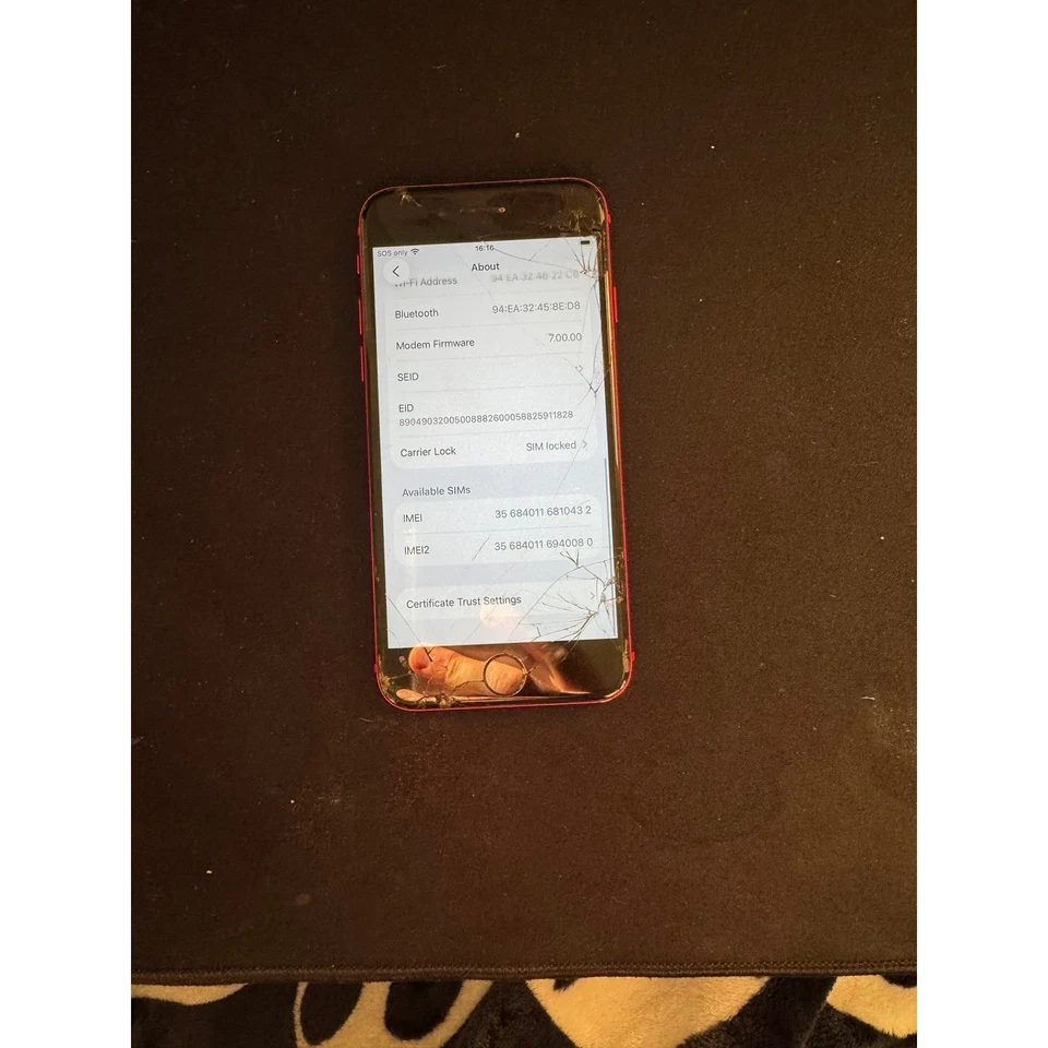 Apple iPhone SE 2ª Generación en Producto (ROJO) para T-Mobile / Sprint / Metro Foto 4 de 4