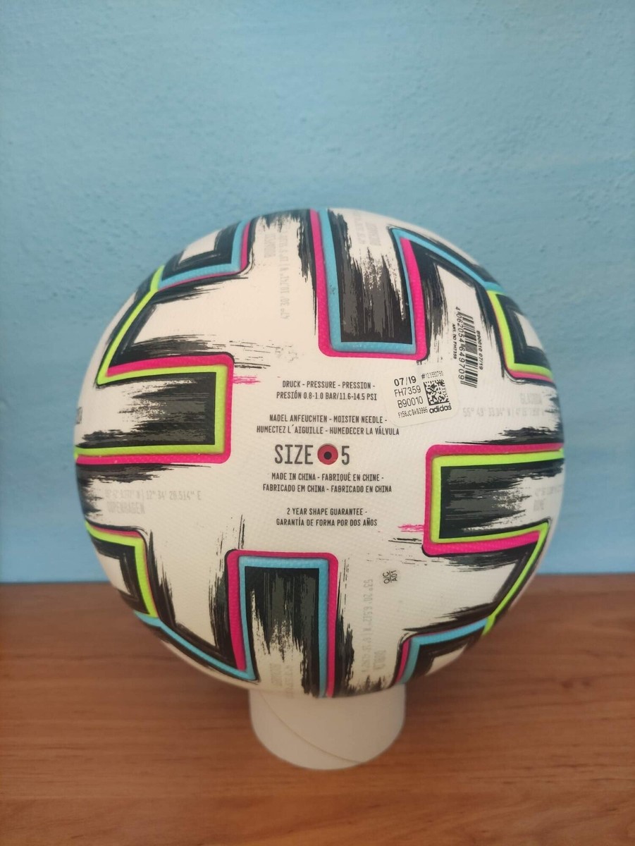 Fussball Adidas Uniforia EURO 2020 2021 OMB I Match Ball EM