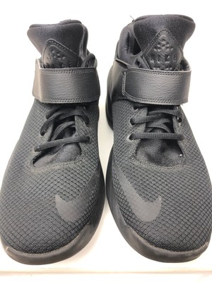 nike kwazi black and white