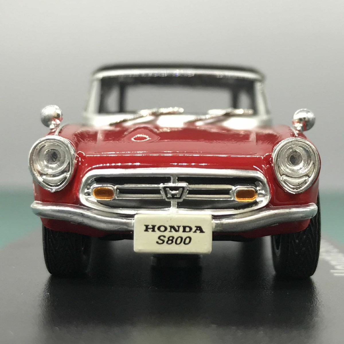 Mini Car IXO Honda S800 1966 1/43 Scale Box Display Diecast