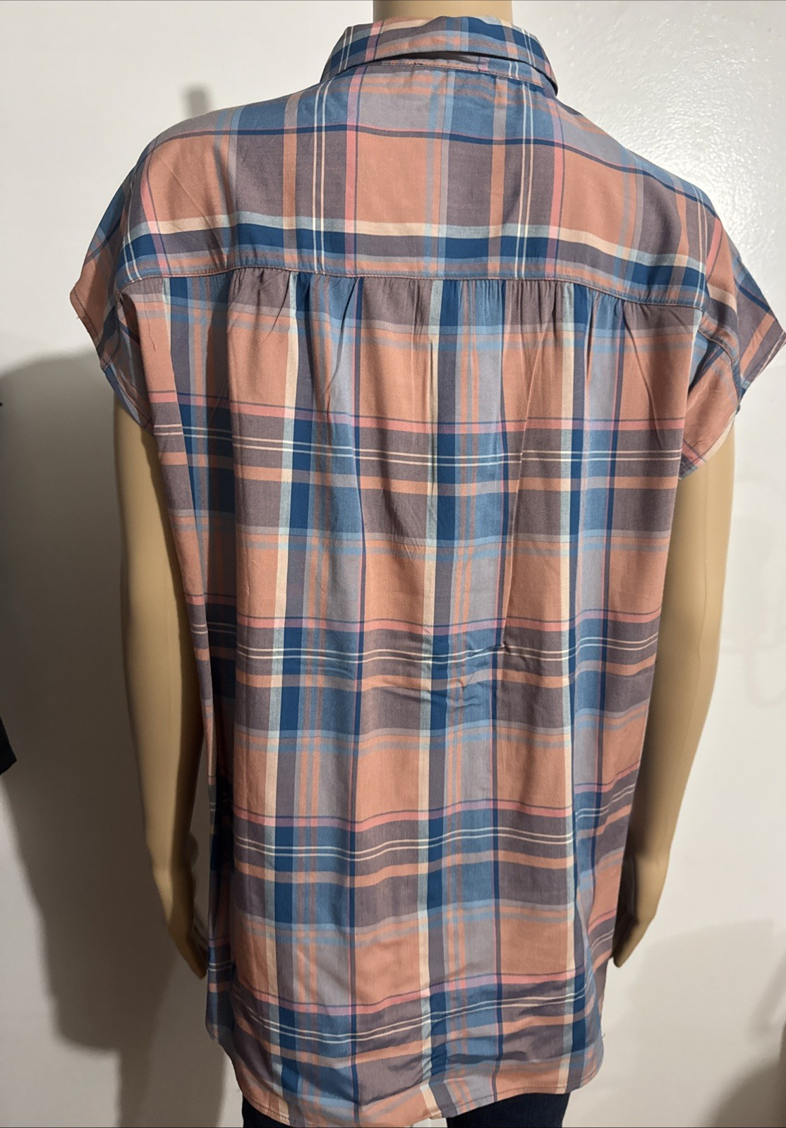 LOFT OUTLET MEDIUM MULTICOLOR PLAID BUTTON CUFFED… - image 8